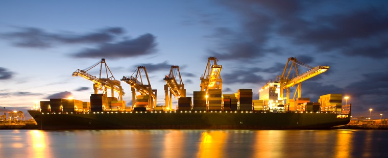 van chuyen hang hoa theo duong bien2